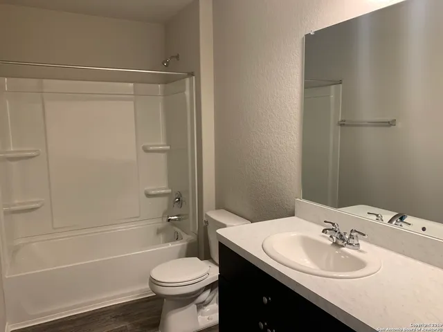 $1,500 | 710 Pelican Landing, San Antonio, TX 78221