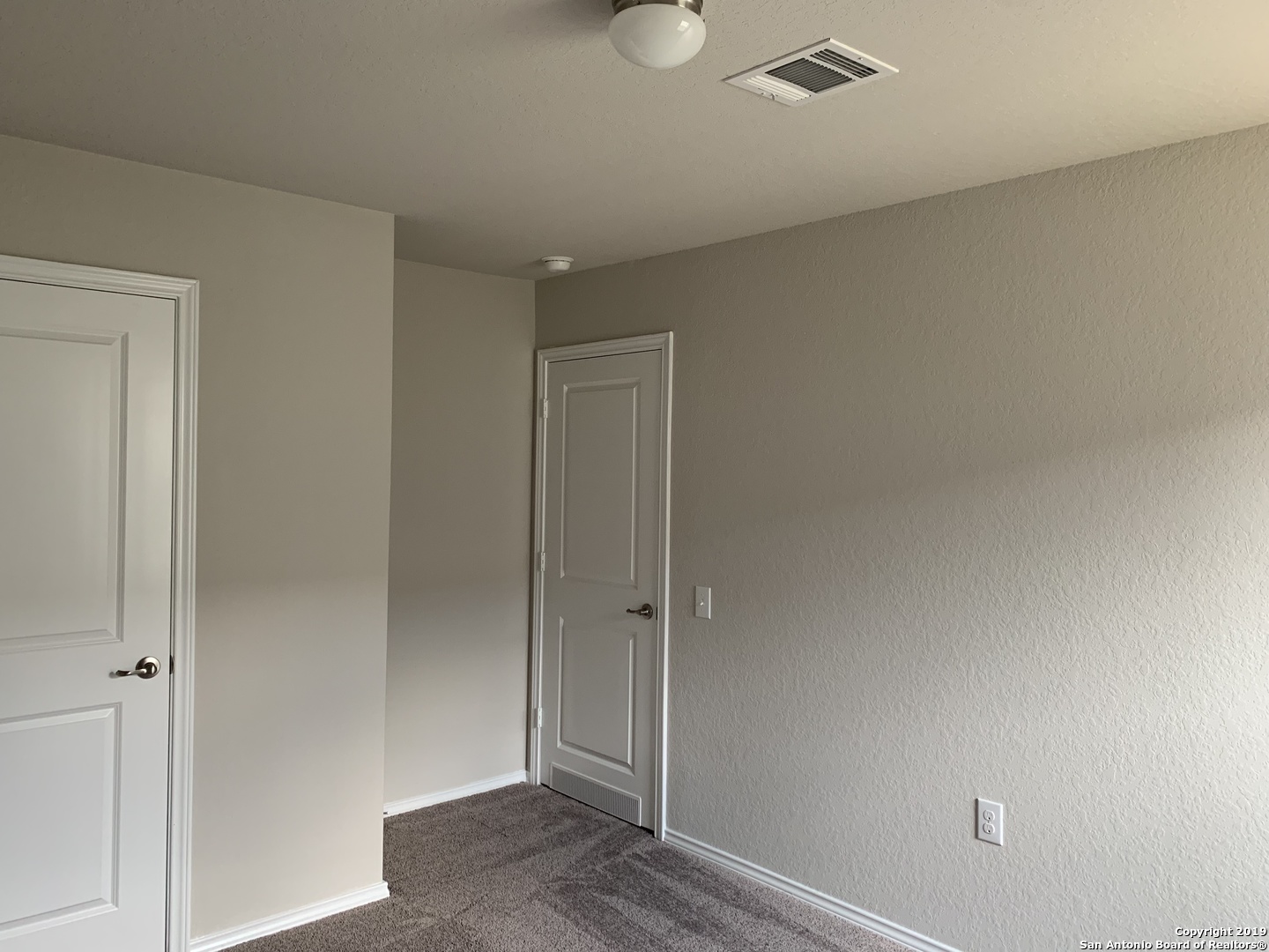 710 Pelican Landing San Antonio, TX 78221 - Photo 10 of 10