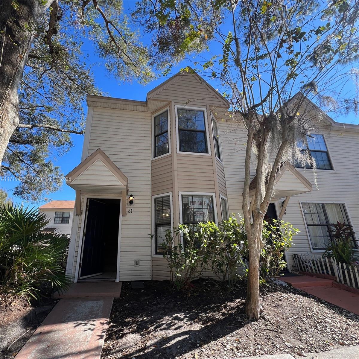 2302 South Maki Road, Unit 81 Plant City, FL 33563 - Photo 1 of 17