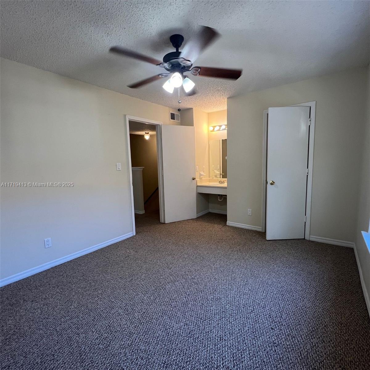 2302 South Maki Road, Unit 81 Plant City, FL 33563 - Photo 16 of 17