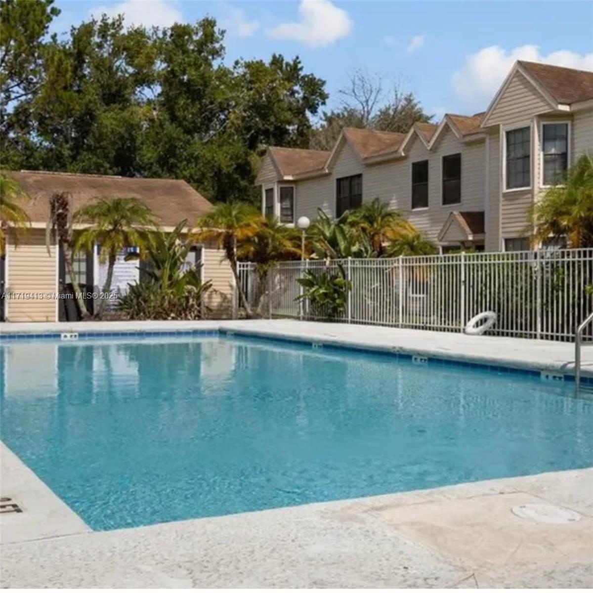 2302 South Maki Road, Unit 81 Plant City, FL 33563 - Photo 6 of 17