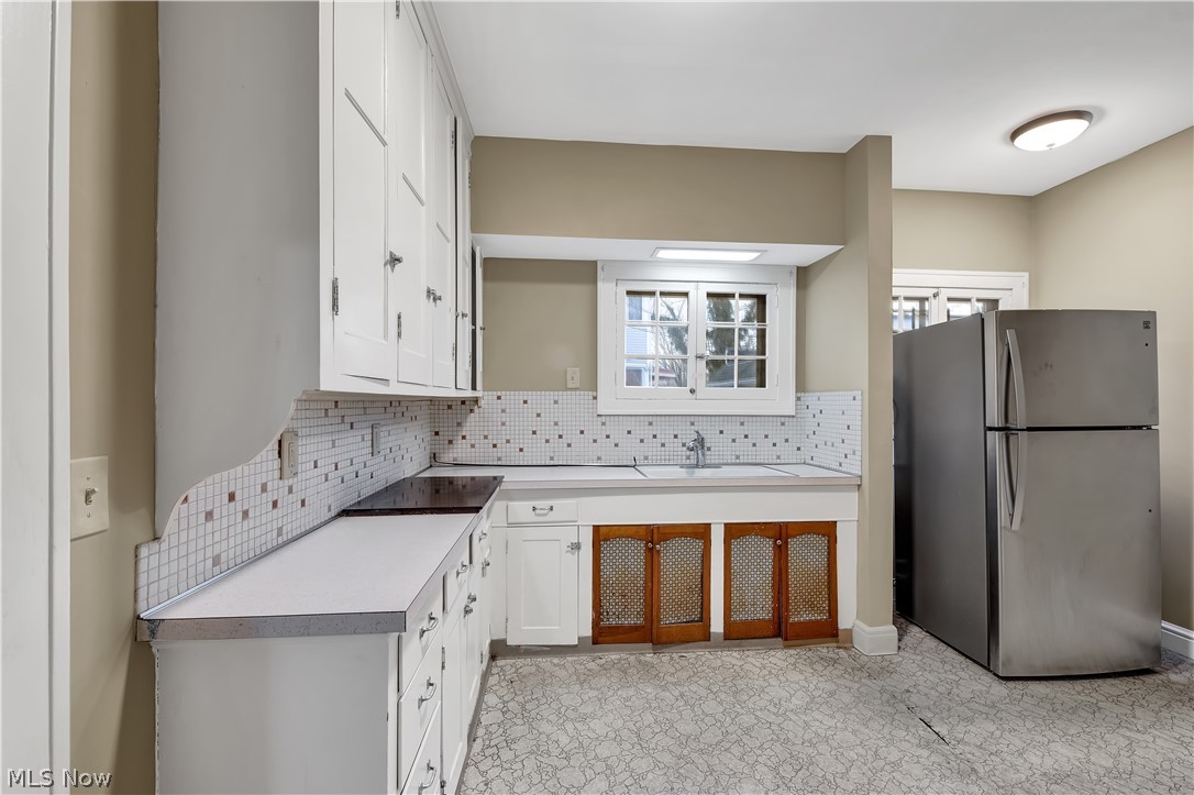 991 Brunswick Road Cleveland Heights, OH 44112 - Photo 10 of 25 Kitchen