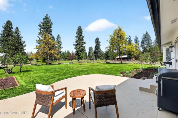 $1,245,000 | 5819 East Roger Drive, Post Falls, ID 83854