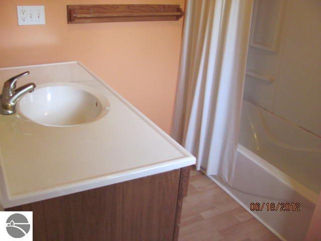 12140 Aylsworth Road Beulah, MI 49617 - Photo 18 of 25 1738061-17.JPG