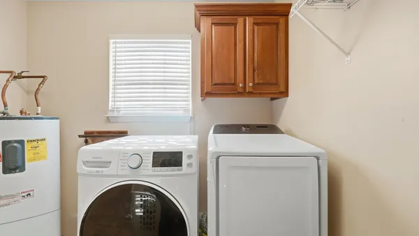 $239,900 | 195 Dogwood Lane, Spring City, TN 37381