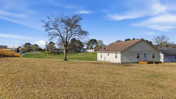 $239,900 | 195 Dogwood Lane, Spring City, TN 37381