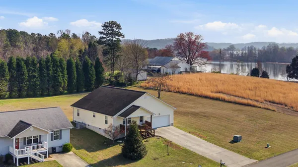 $239,900 | 195 Dogwood Lane, Spring City, TN 37381