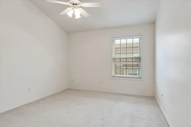 $205,000 | 1204 Colonial Avenue, Bloomington, IL 61701