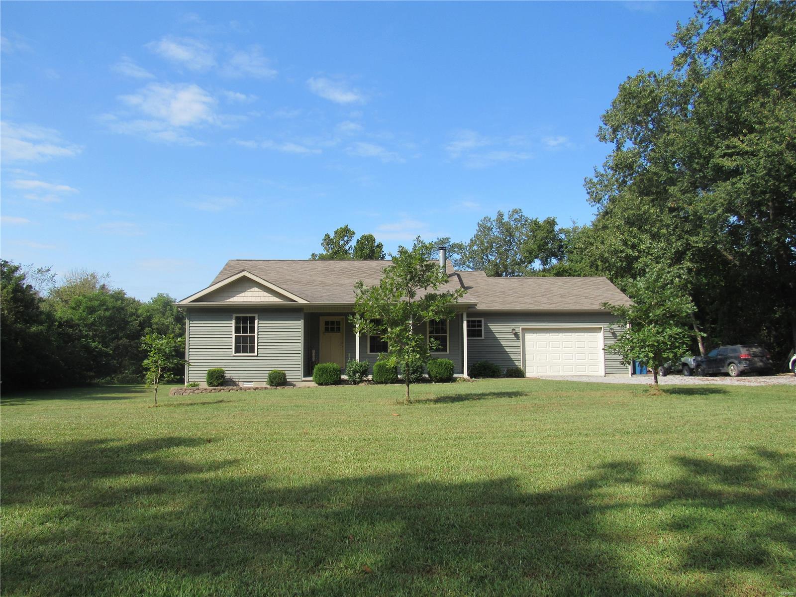 12693 Binkley Road Marion, IL 62959 - Photo 1 of 18