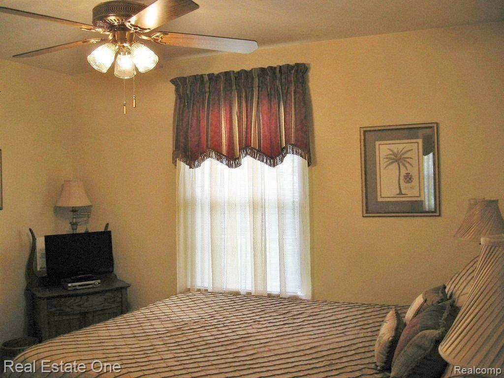 1338 Thames Drive Rochester, MI 48307 - Photo 14 of 23 Guest Bedroom