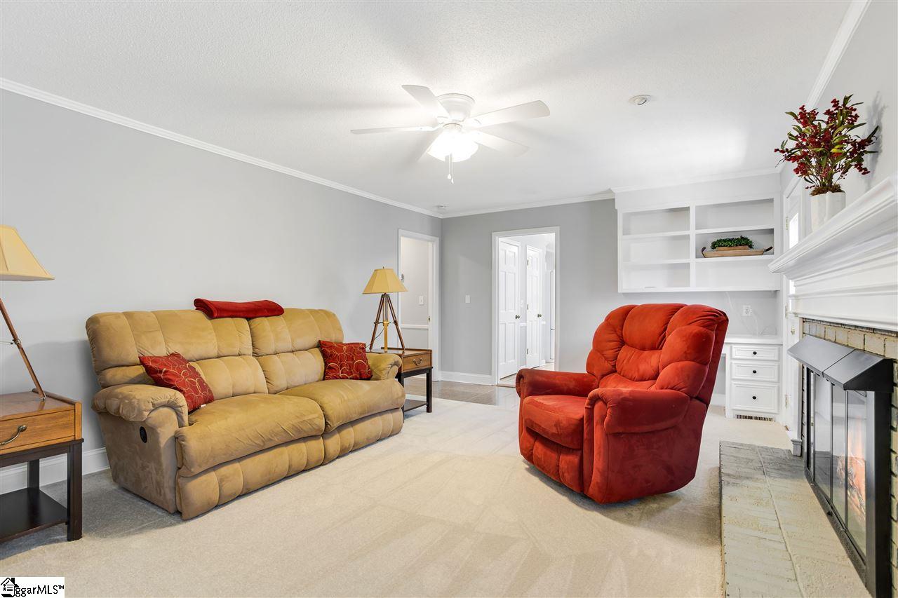 421 Sweetwater Road Greer, SC 29650 - Photo 11 of 33 Gallery Image 11