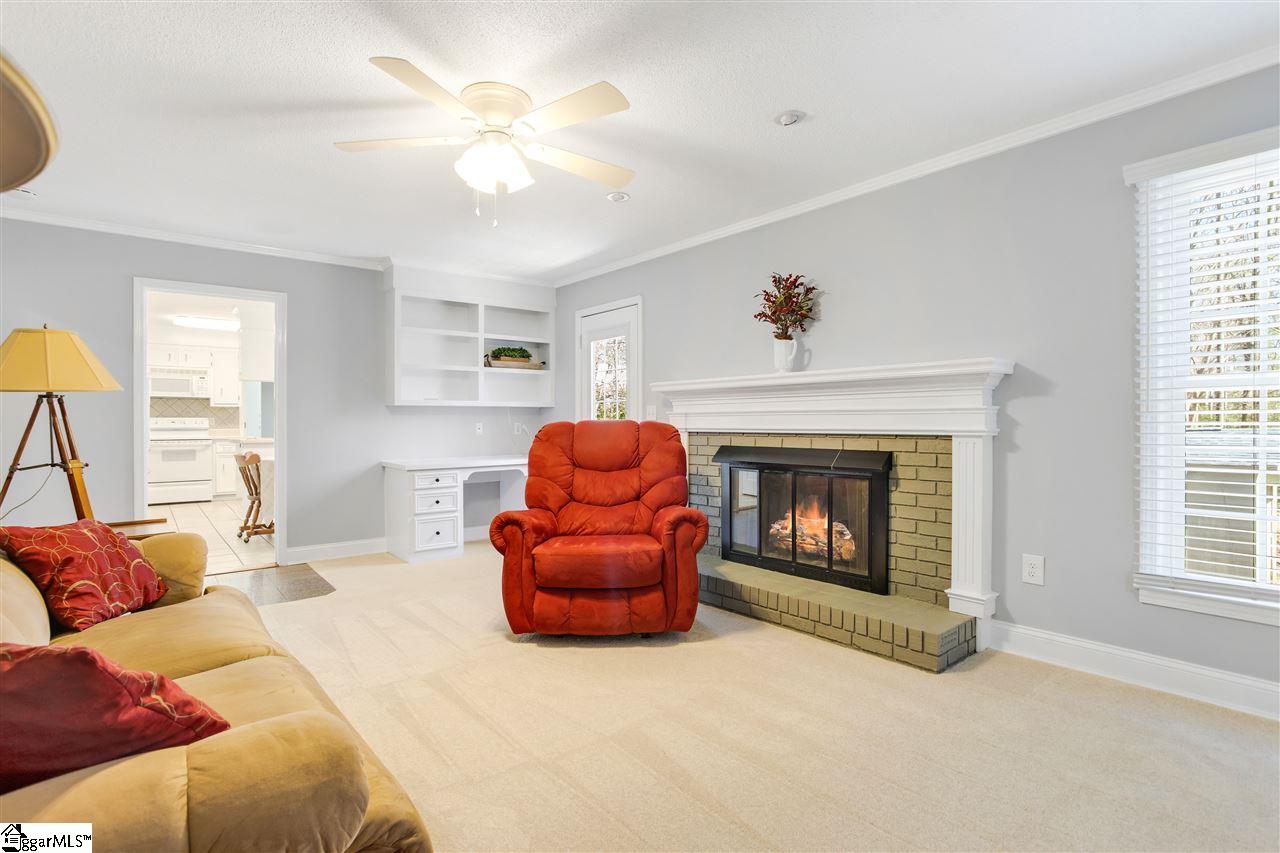 421 Sweetwater Road Greer, SC 29650 - Photo 3 of 33 Gallery Image 3