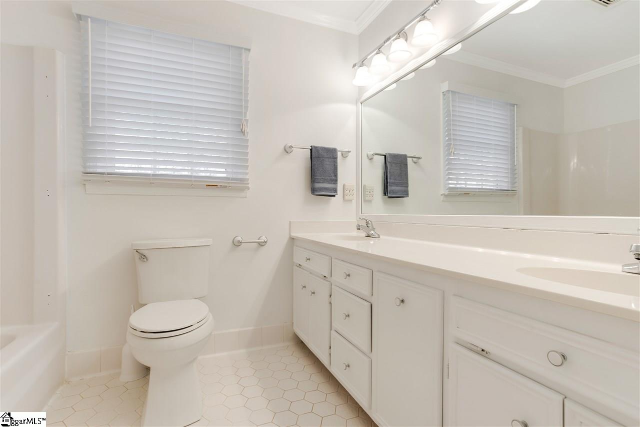 421 Sweetwater Road Greer, SC 29650 - Photo 24 of 33 Gallery Image 24