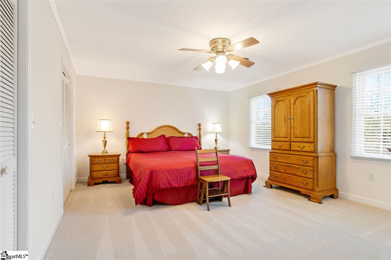 421 Sweetwater Road Greer, SC 29650 - Photo 5 of 33 Gallery Image 5