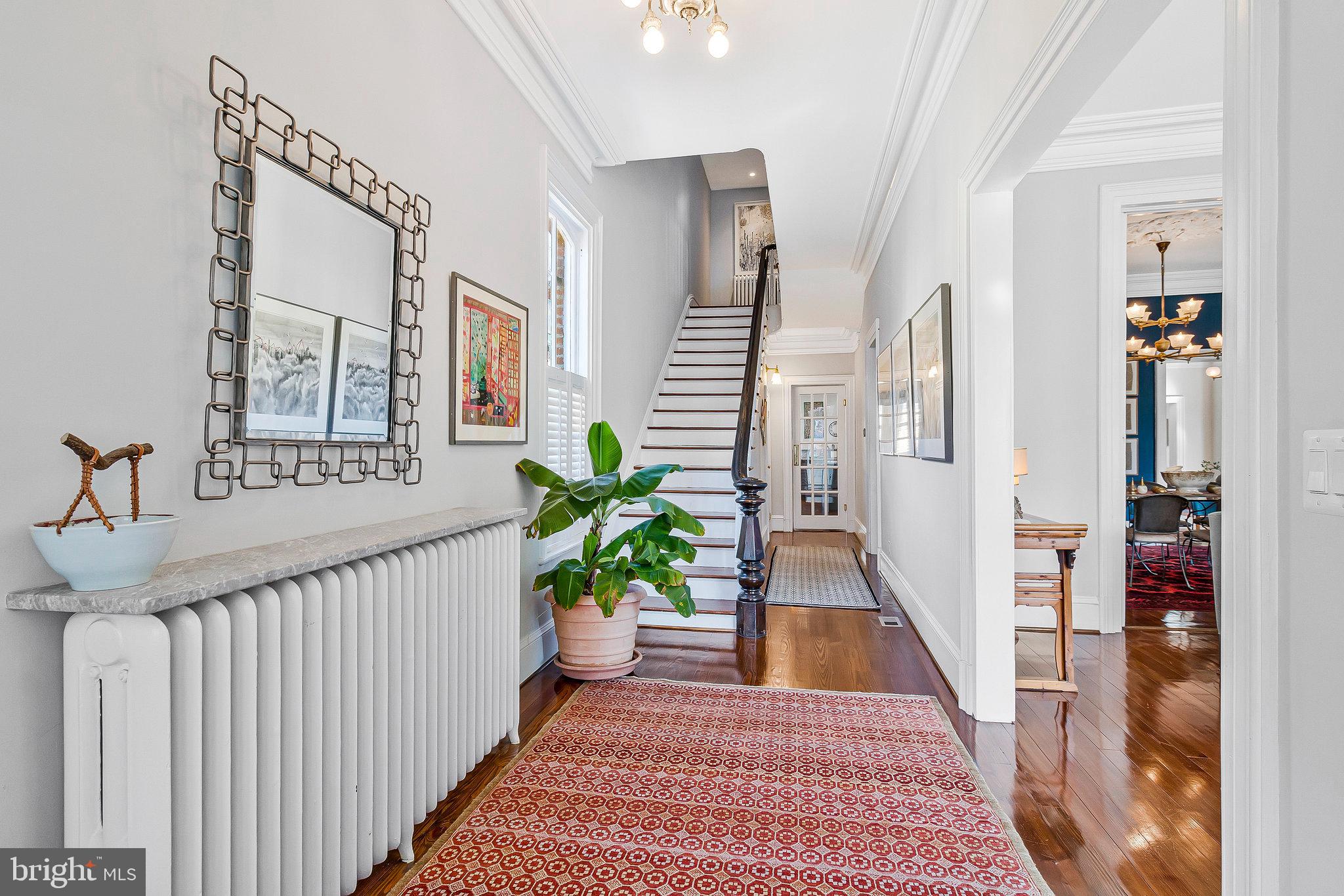 525 T Street Northwest Washington, DC 20001 - Photo 2 of 49 Foyer