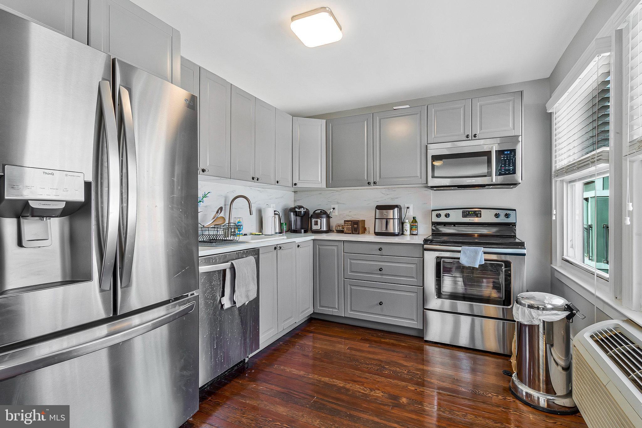525 T Street Northwest Washington, DC 20001 - Photo 27 of 49 In-law Kitchen