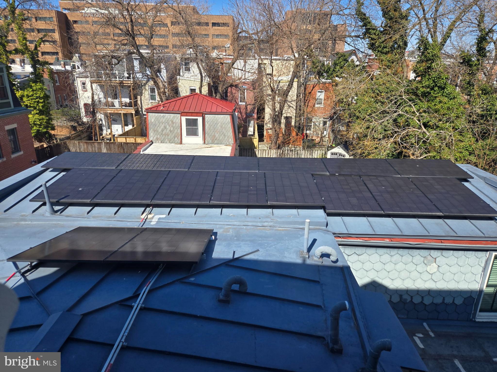 525 T Street Northwest Washington, DC 20001 - Photo 43 of 49 Solar panels provide FREE electricity