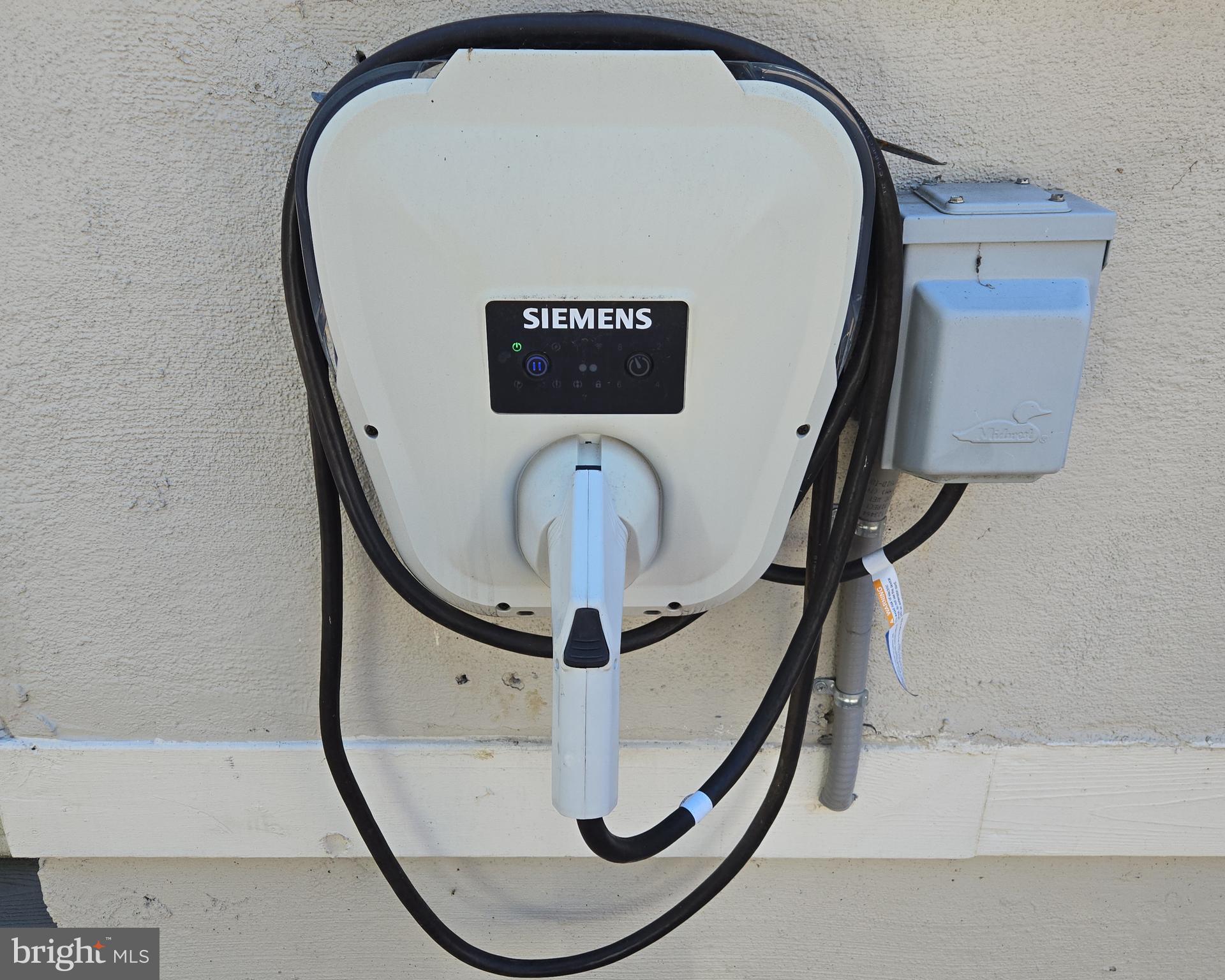 525 T Street Northwest Washington, DC 20001 - Photo 44 of 49 Electric Vehicle Charger
