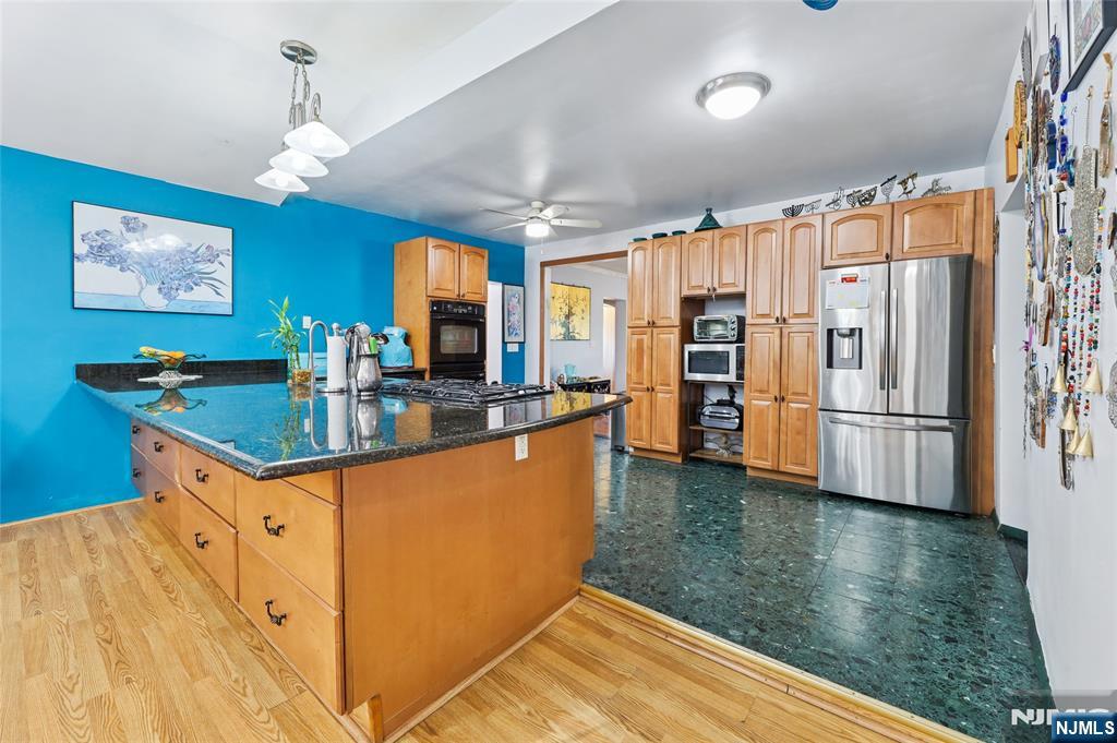 300 Spring Valley Road Paramus, NJ 07652 - Photo 14 of 48