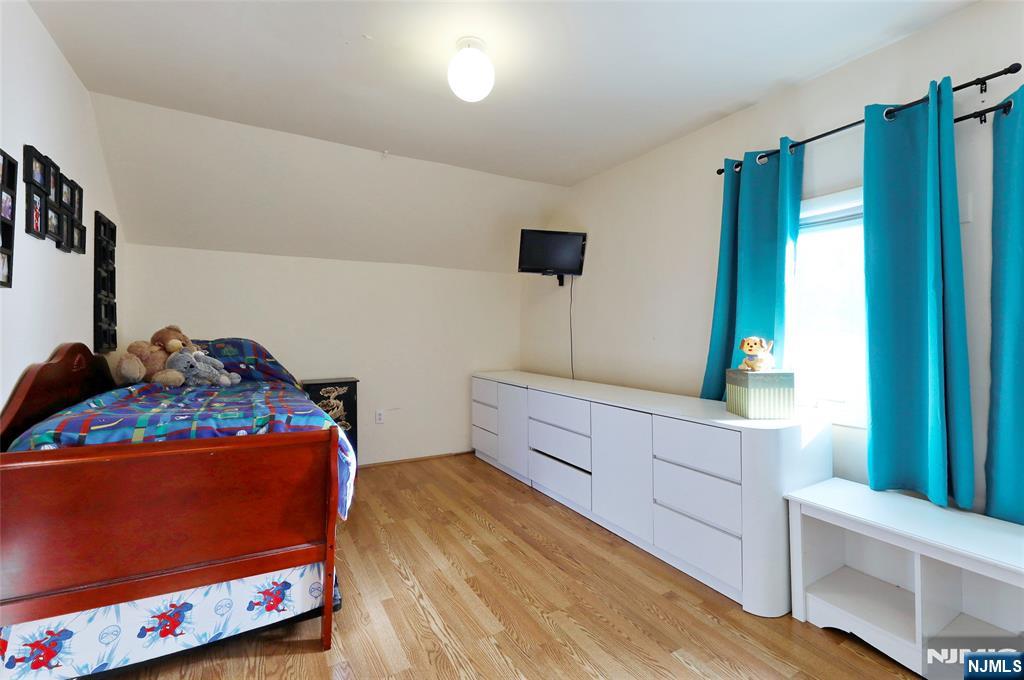 300 Spring Valley Road Paramus, NJ 07652 - Photo 19 of 48