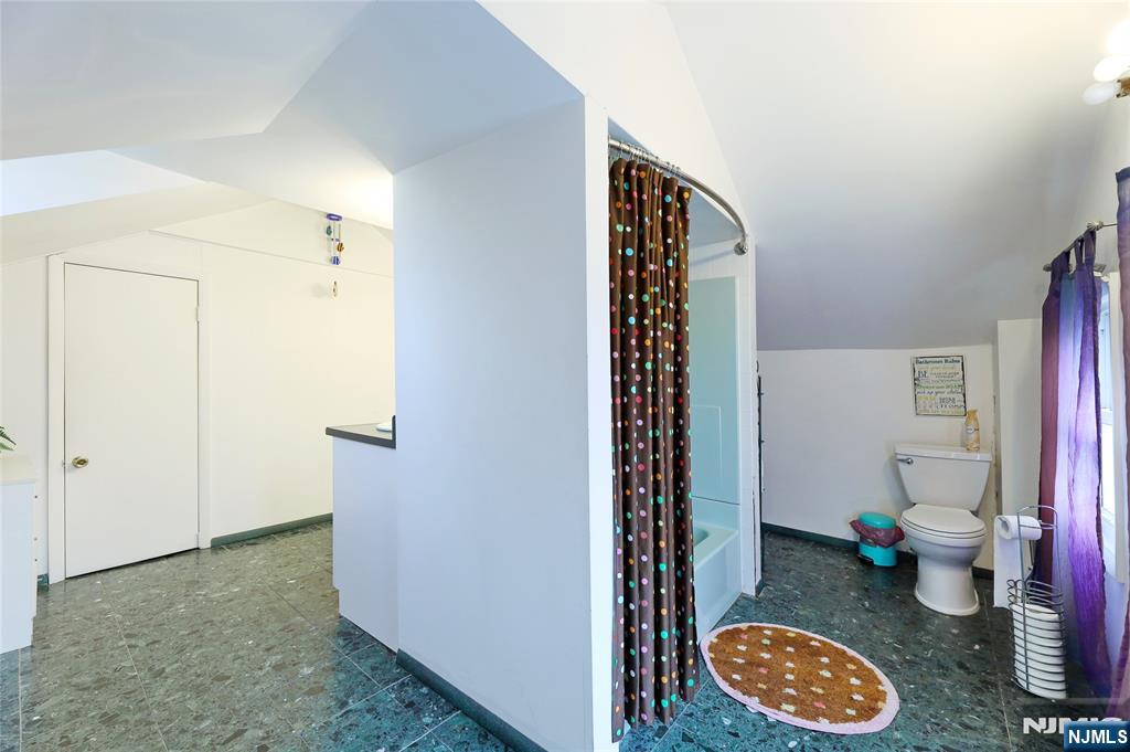 300 Spring Valley Road Paramus, NJ 07652 - Photo 29 of 48