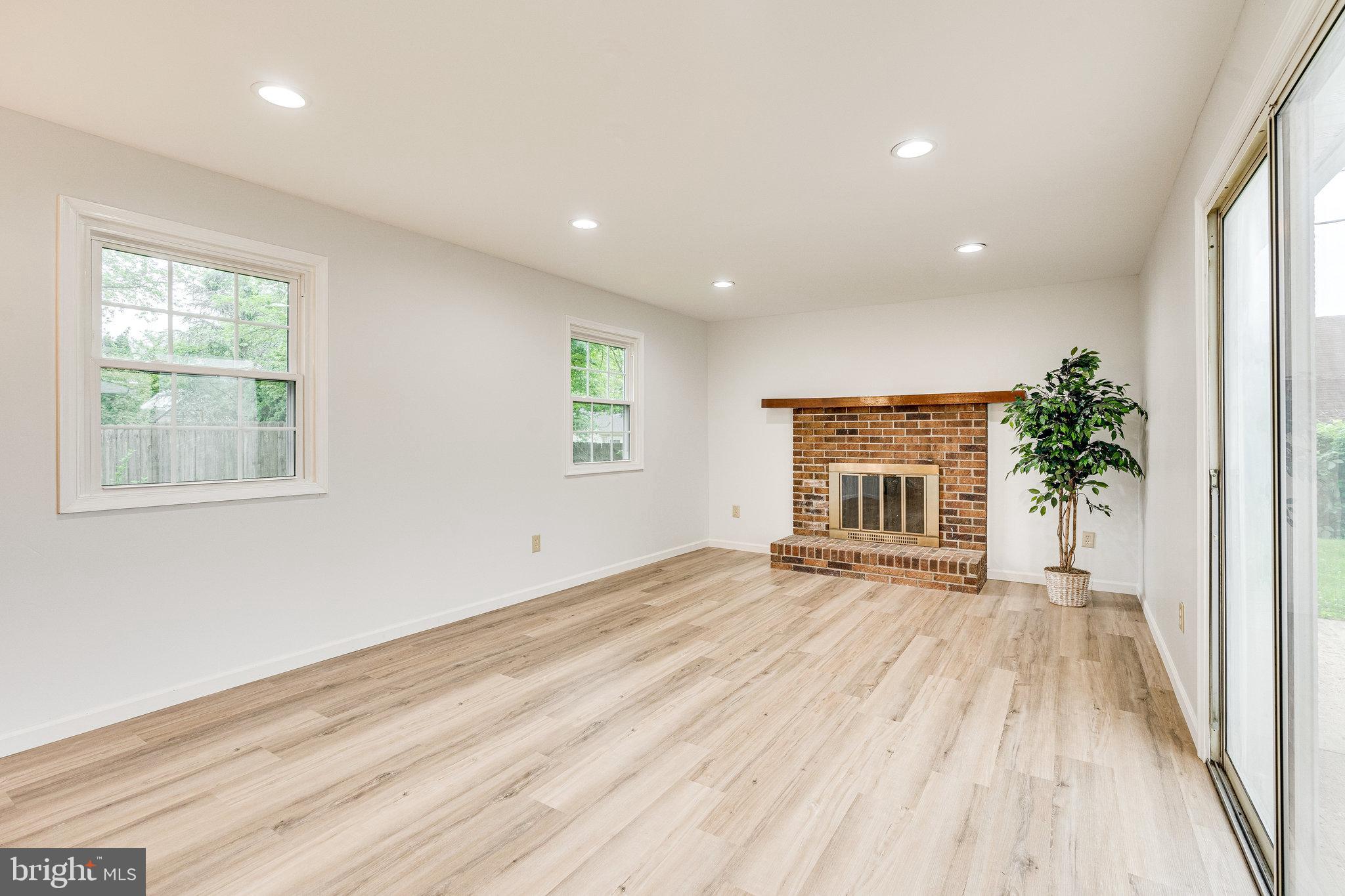 13129 Poplar Tree Road Fairfax, VA 22033 - Photo 12 of 33 Family Room with Fireplace