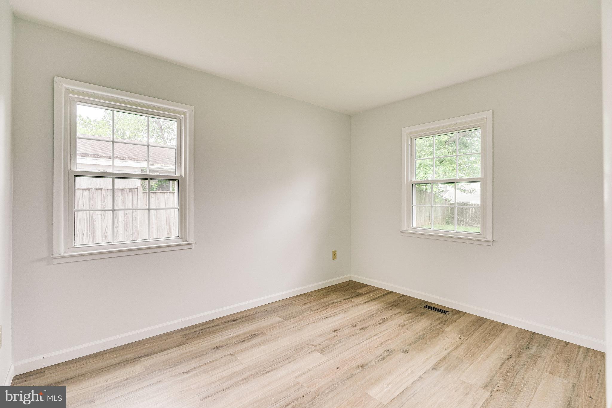 13129 Poplar Tree Road Fairfax, VA 22033 - Photo 17 of 33 Bedroom #1 on Main Level