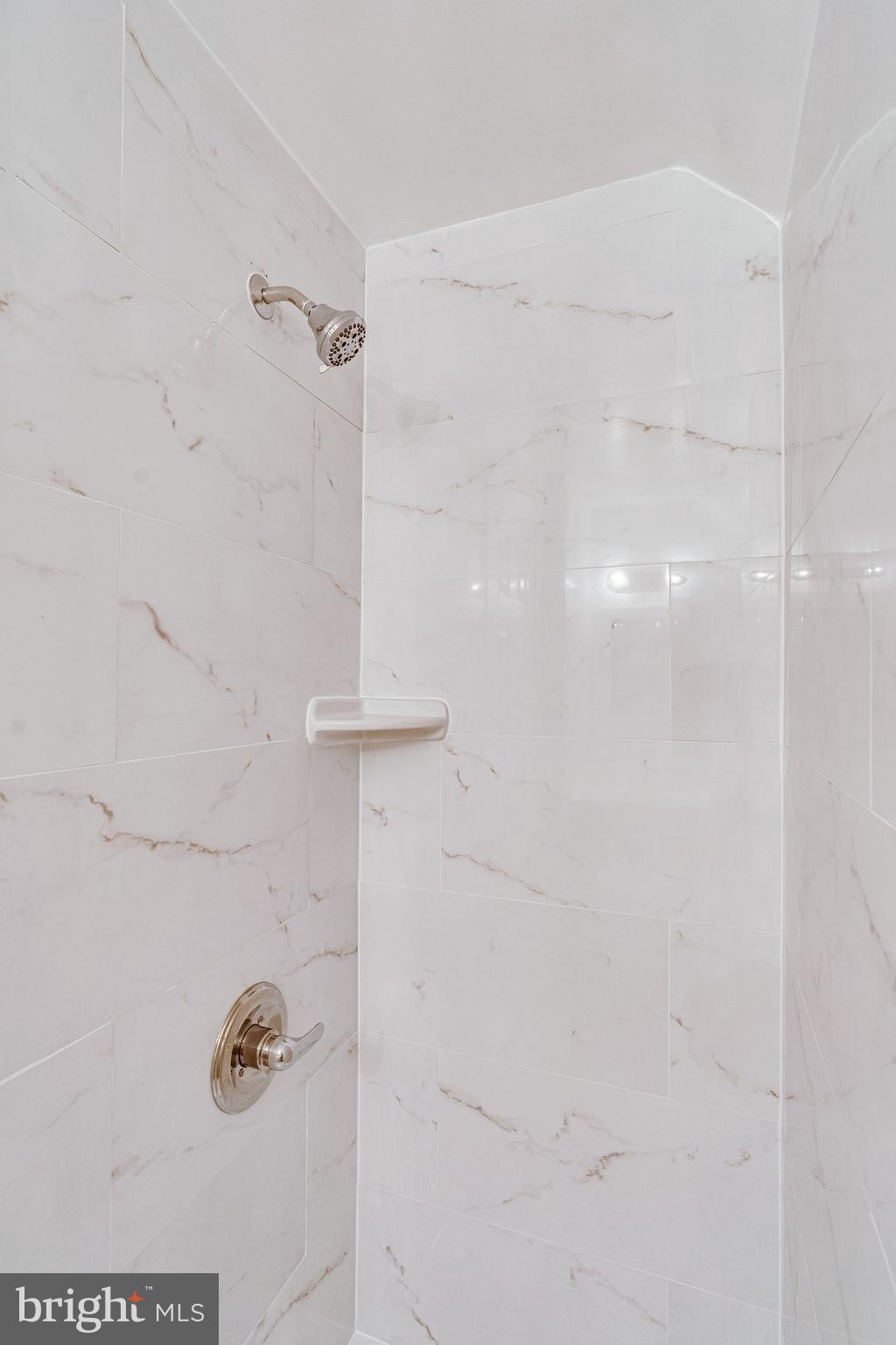 13129 Poplar Tree Road Fairfax, VA 22033 - Photo 22 of 33 New Full Bathroom on Main Floor