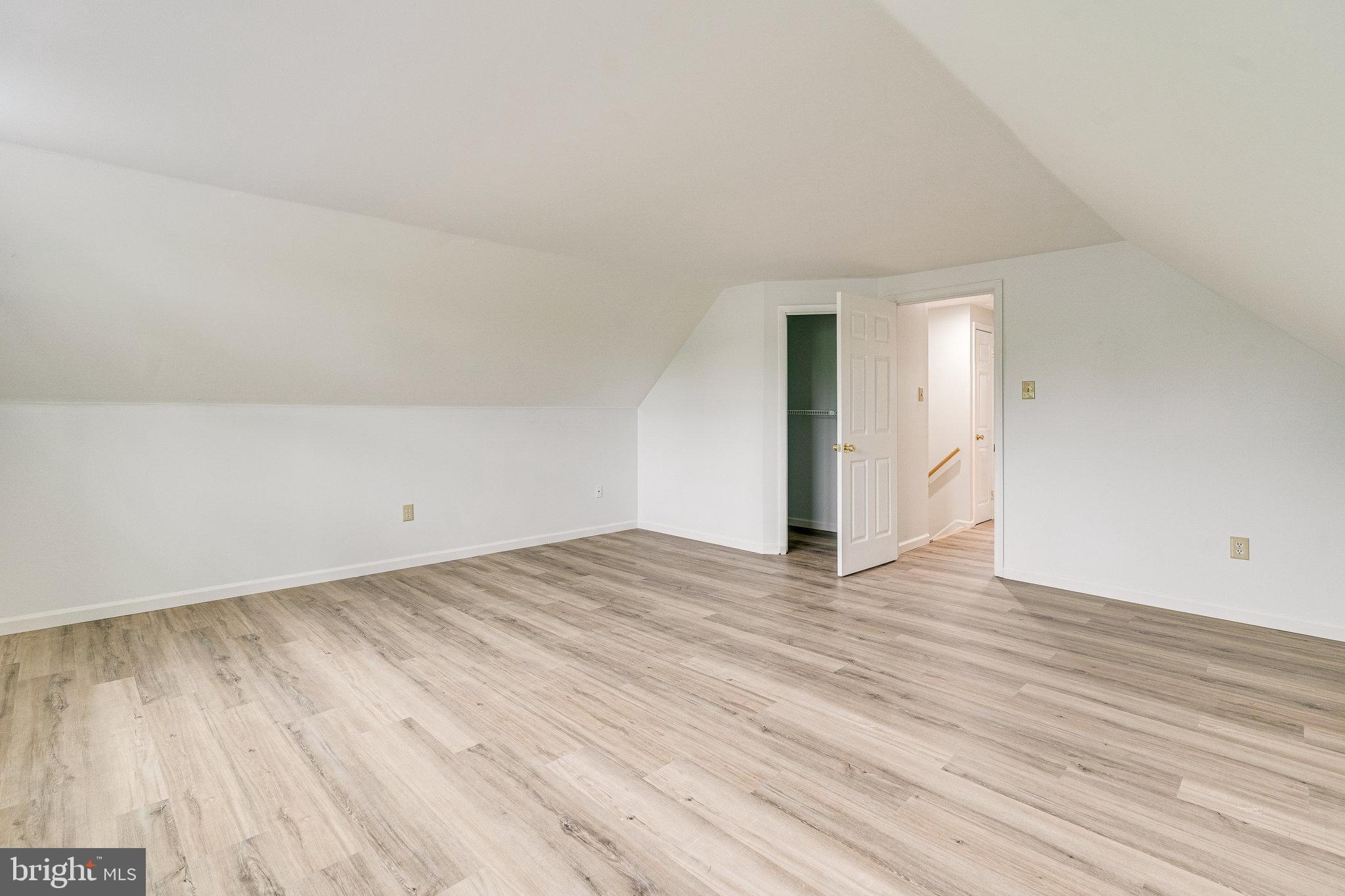 13129 Poplar Tree Road Fairfax, VA 22033 - Photo 25 of 33 Primary Bedroom on Upper Level