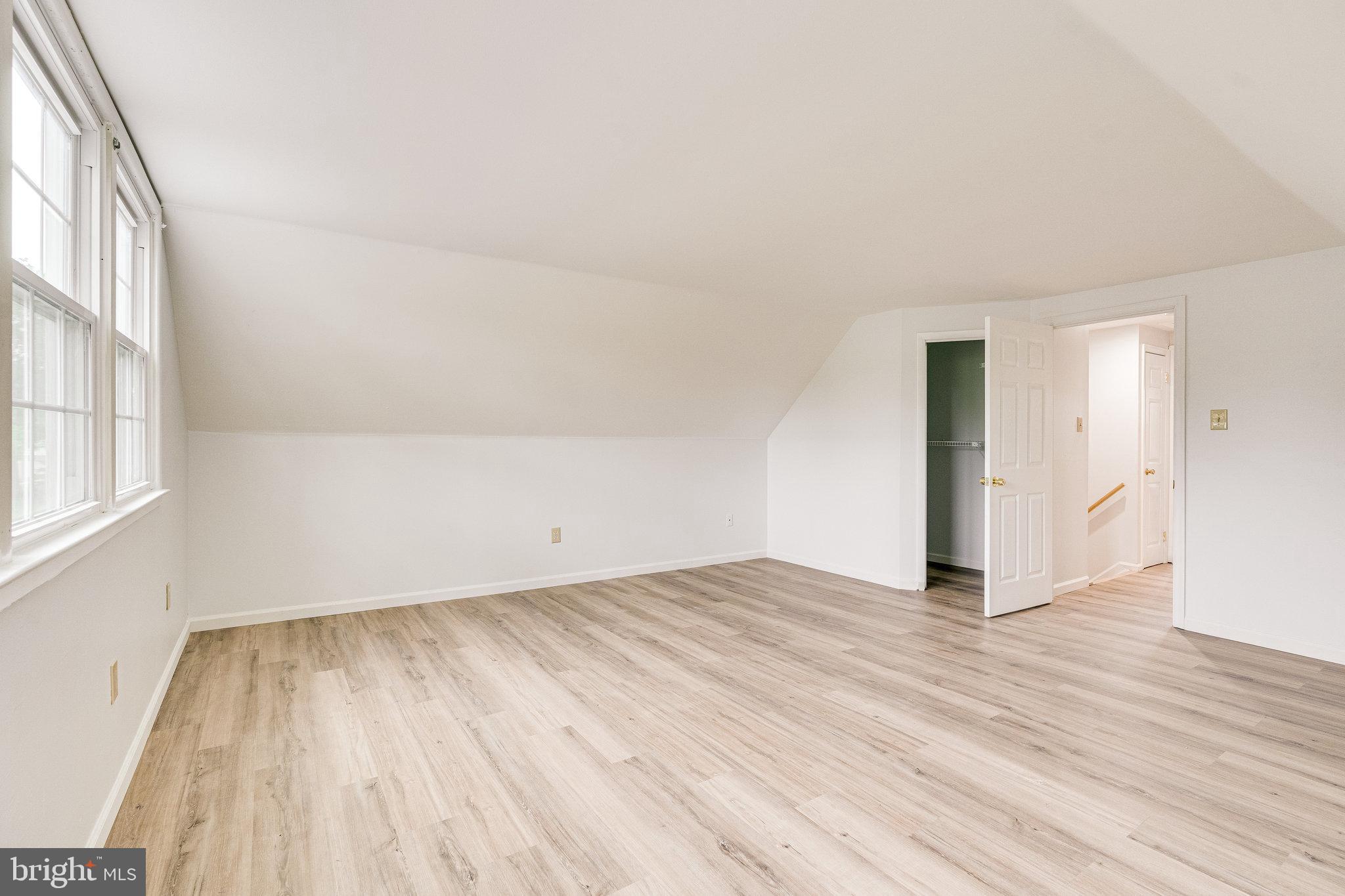 13129 Poplar Tree Road Fairfax, VA 22033 - Photo 26 of 33 Bedroom #4 on Upper Level