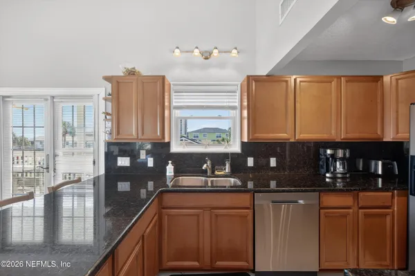 $3,500 | 724 1st Street South, Unit 12, Jacksonville Beach, FL 32250