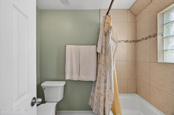 $3,500 | 724 1st Street South, Unit 12, Jacksonville Beach, FL 32250