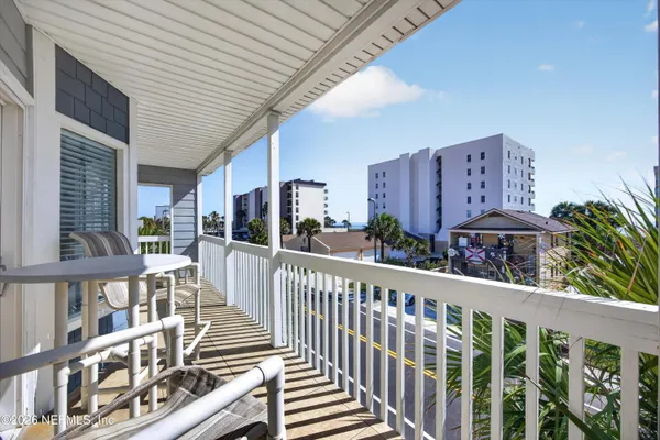 $3,500 | 724 1st Street South, Unit 12, Jacksonville Beach, FL 32250