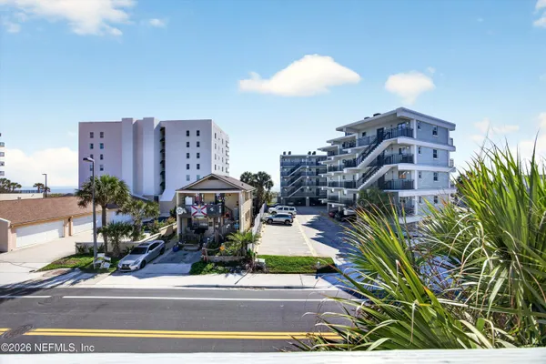 $3,500 | 724 1st Street South, Unit 12, Jacksonville Beach, FL 32250