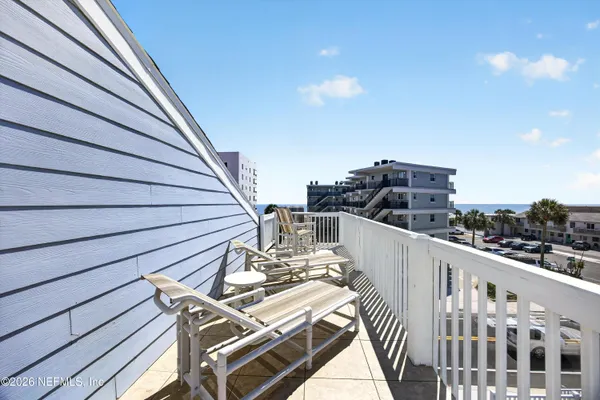$3,500 | 724 1st Street South, Unit 12, Jacksonville Beach, FL 32250