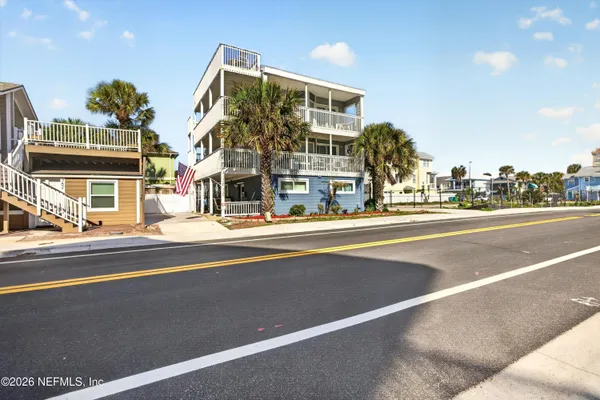 $3,500 | 724 1st Street South, Unit 12, Jacksonville Beach, FL 32250
