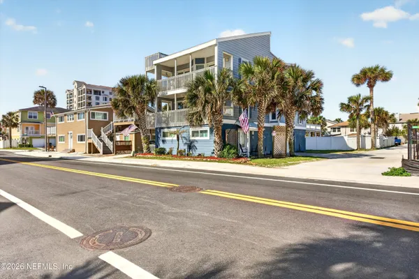$3,500 | 724 1st Street South, Unit 12, Jacksonville Beach, FL 32250