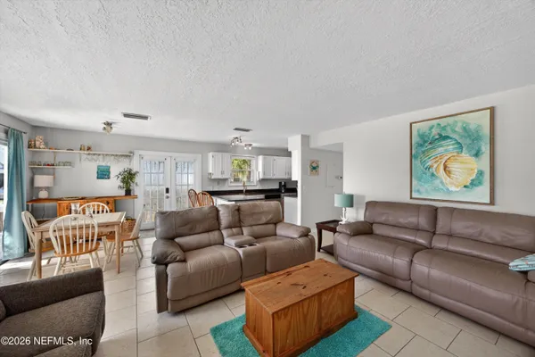 $3,500 | 724 1st Street South, Unit 12, Jacksonville Beach, FL 32250