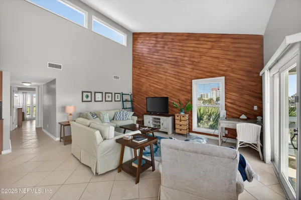$3,500 | 724 1st Street South, Unit 12, Jacksonville Beach, FL 32250