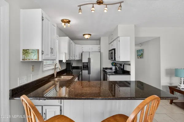 $3,500 | 724 1st Street South, Unit 12, Jacksonville Beach, FL 32250