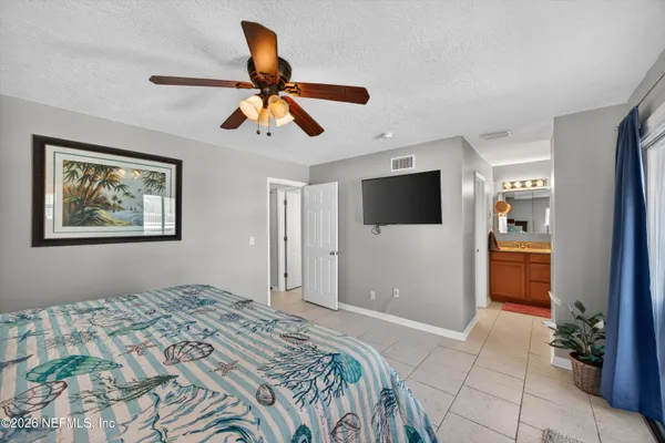 $3,500 | 724 1st Street South, Unit 12, Jacksonville Beach, FL 32250