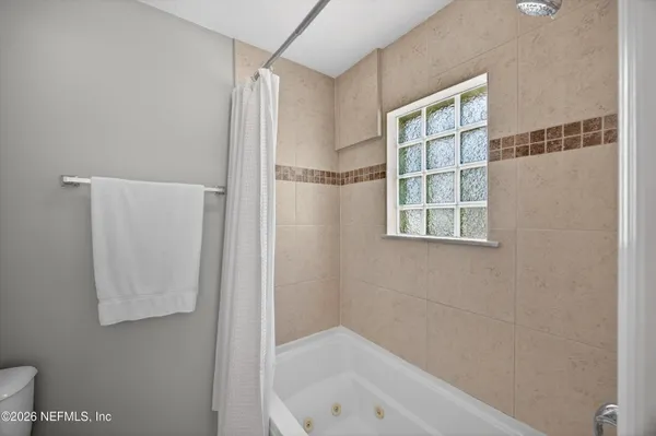 $3,500 | 724 1st Street South, Unit 12, Jacksonville Beach, FL 32250