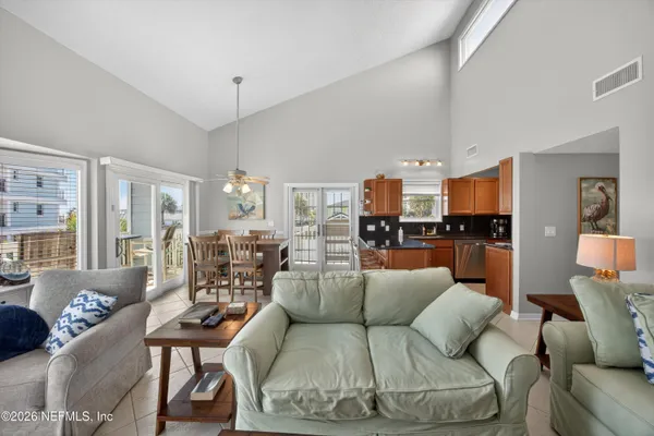 $3,500 | 724 1st Street South, Unit 12, Jacksonville Beach, FL 32250