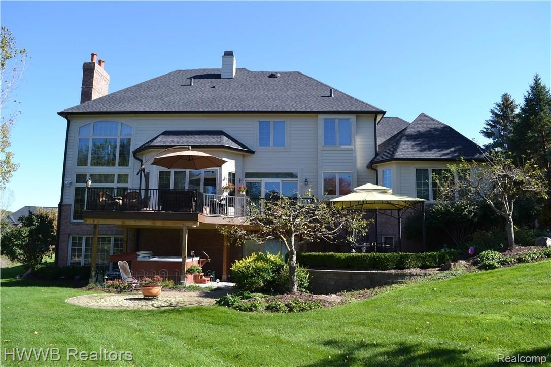 4742 Goodison Pl Drive Rochester, MI 48306 - Photo 2 of 50 02 - Back.JPG