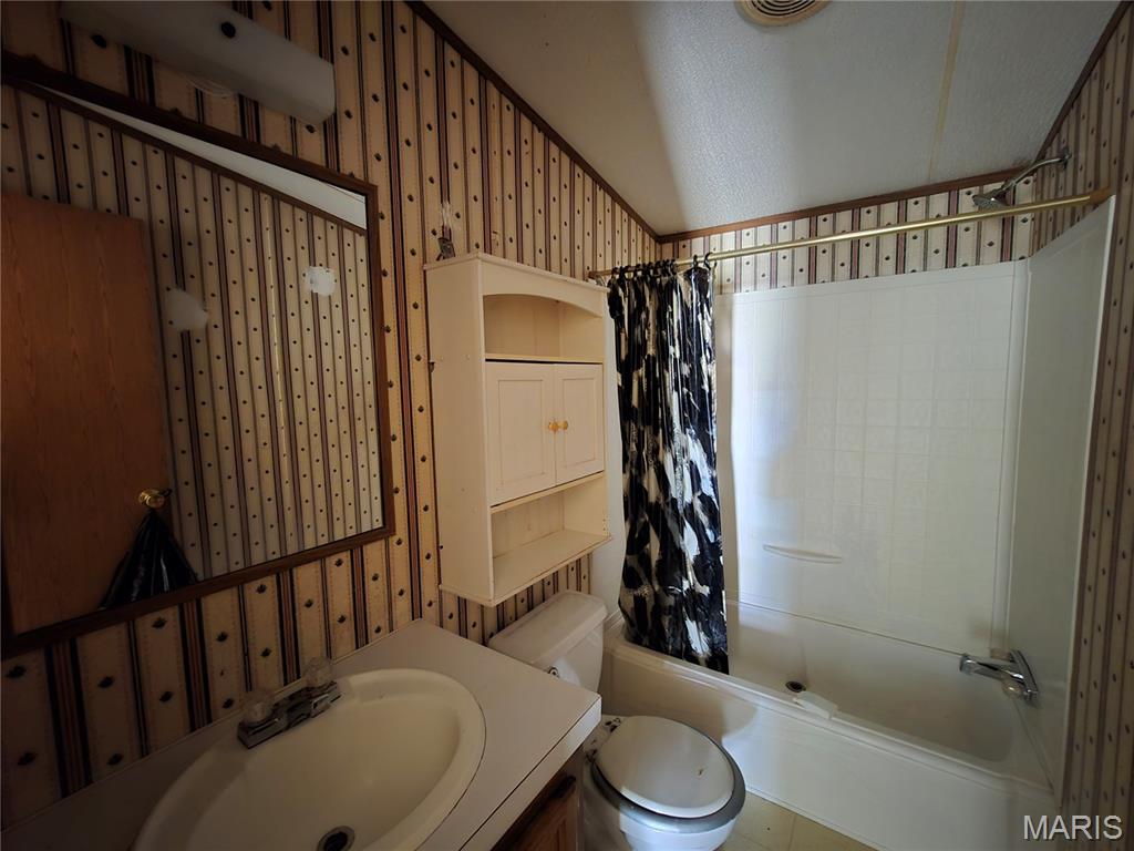 19050 Sikes Road Ste. Genevieve, MO 63670 - Photo 21 of 27