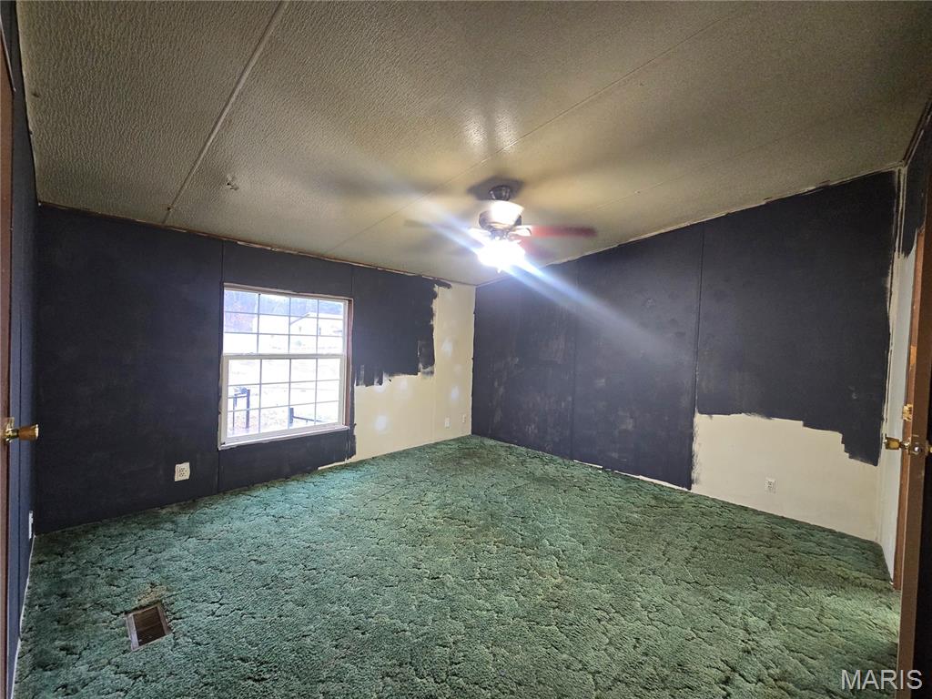 19050 Sikes Road Ste. Genevieve, MO 63670 - Photo 24 of 33