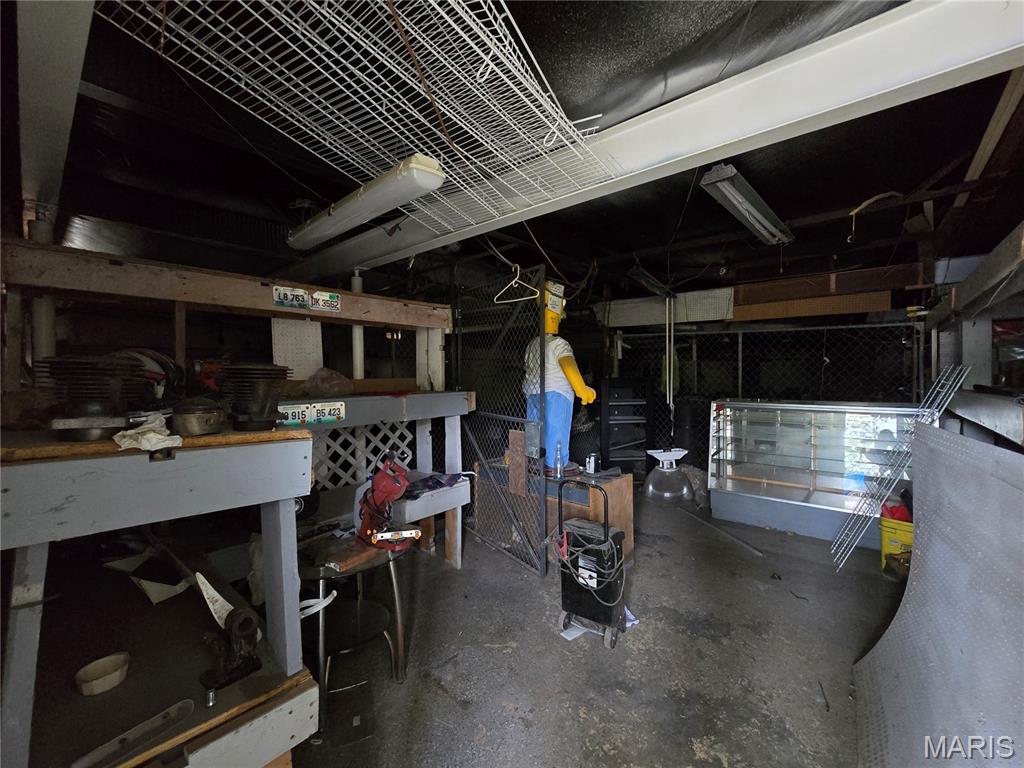 19050 Sikes Road Ste. Genevieve, MO 63670 - Photo 9 of 27