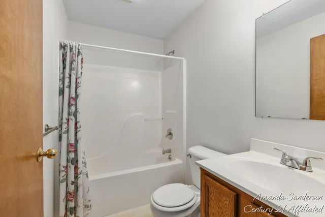 $229,000 | 2734 Sandstone Terrace Northeast, Unit 87, Grand Rapids, MI 49525