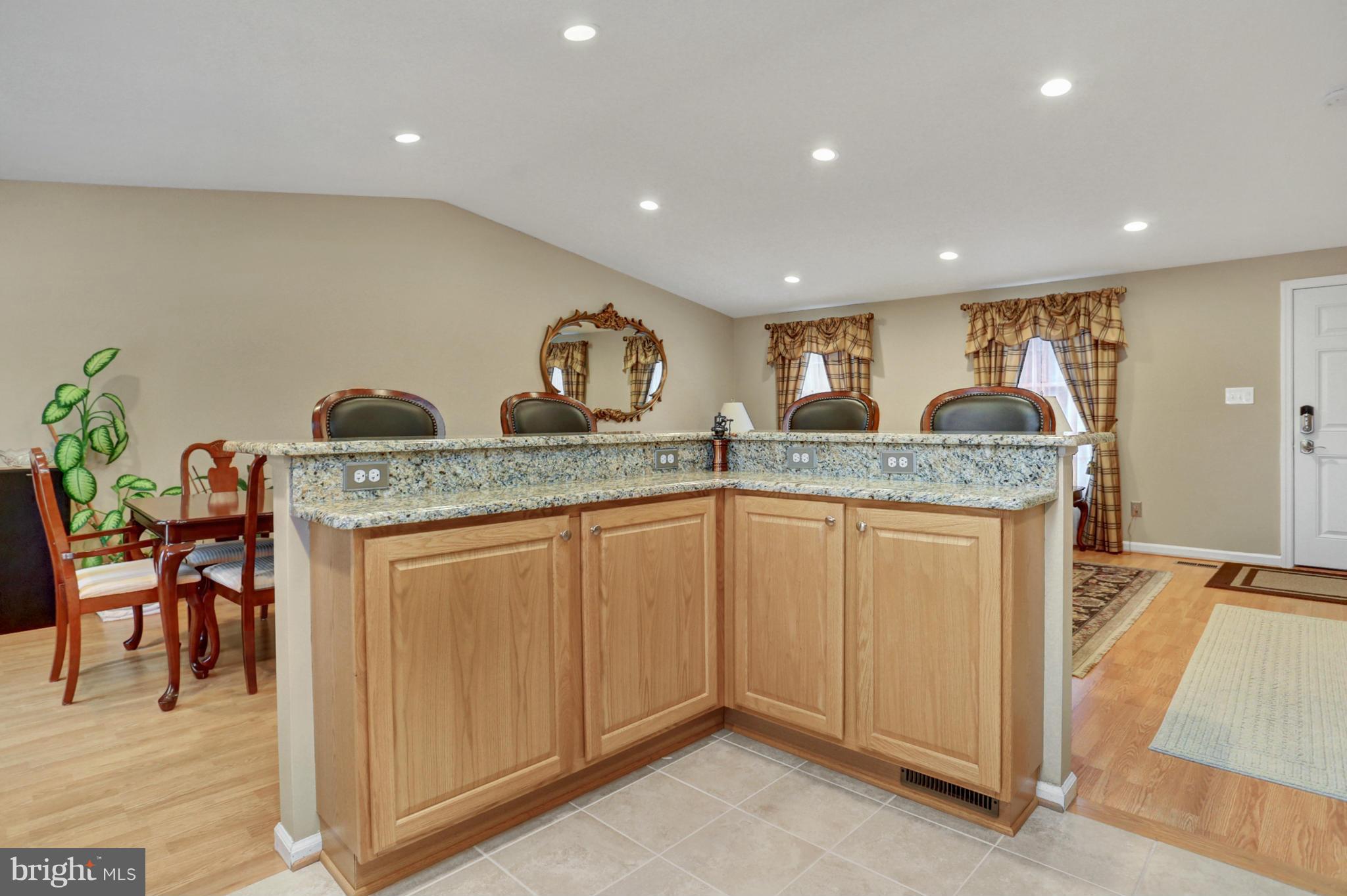 9503 Hallhurst Road Nottingham, MD 21236 - Photo 11 of 29 breakfast bar