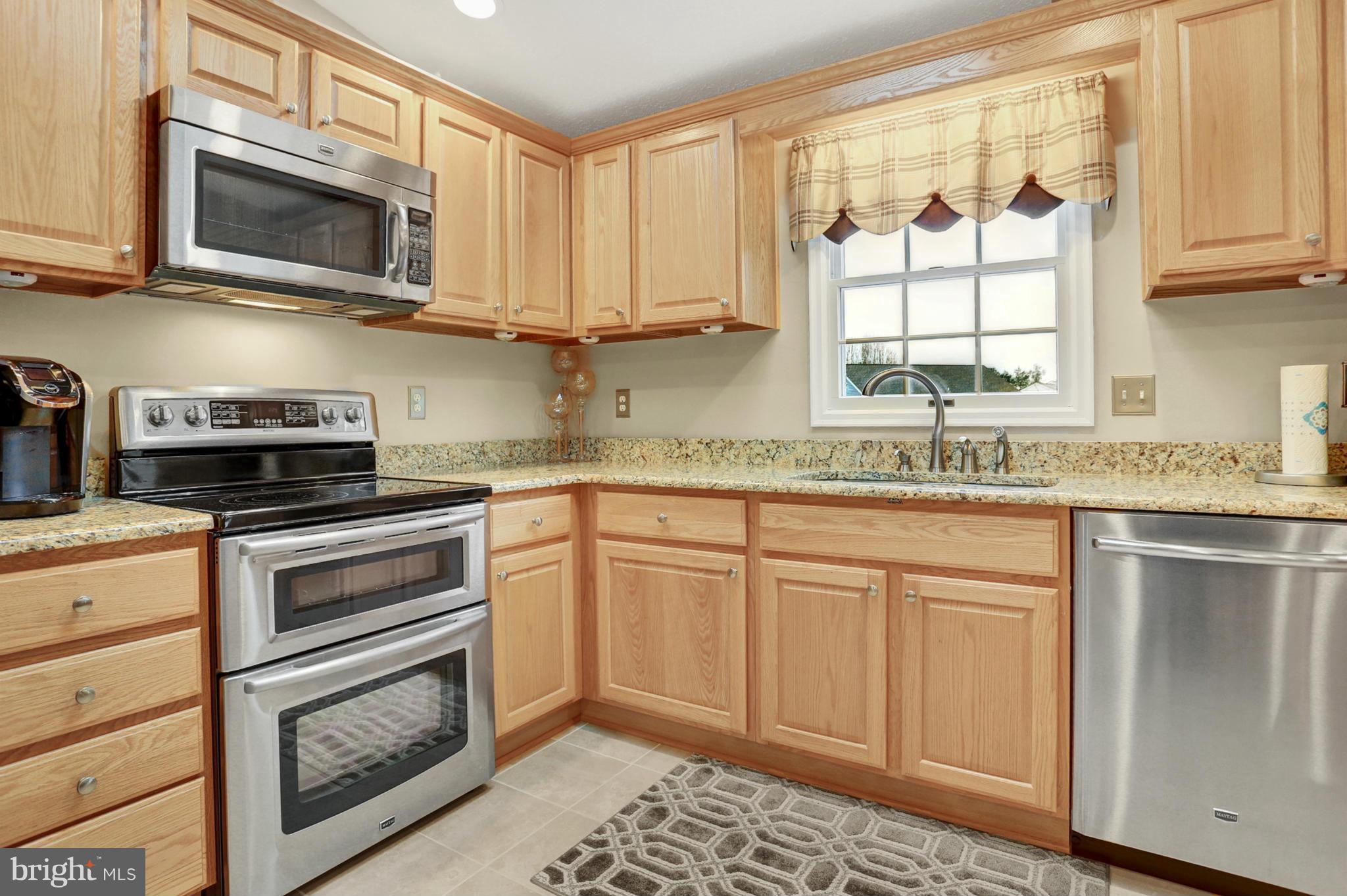 9503 Hallhurst Road Nottingham, MD 21236 - Photo 13 of 29 Kitchen